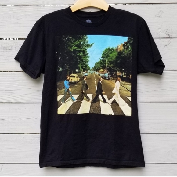 The Beatles Abbey Road Band Tee - Picture 1 of 3
